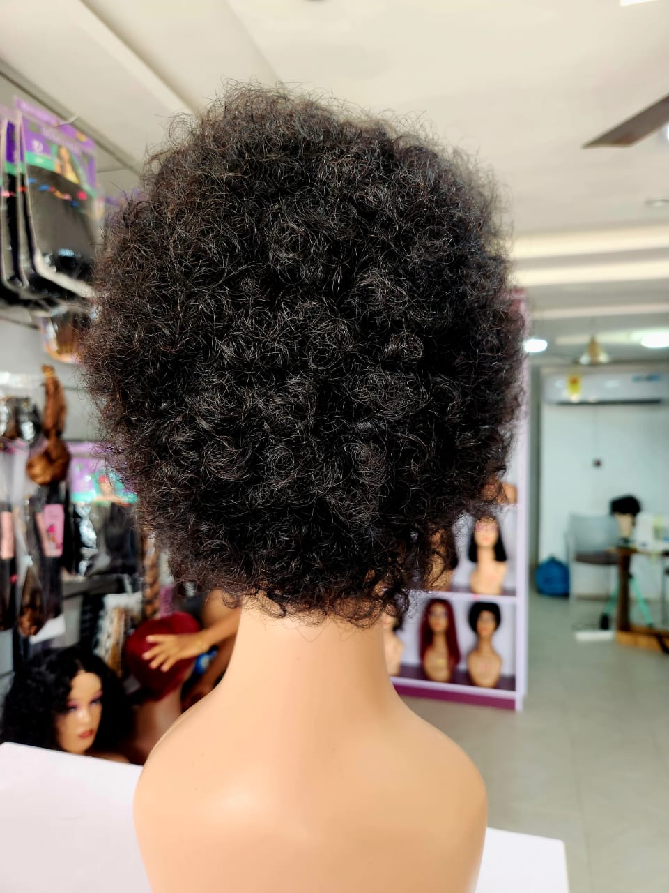 AFRO CURLS